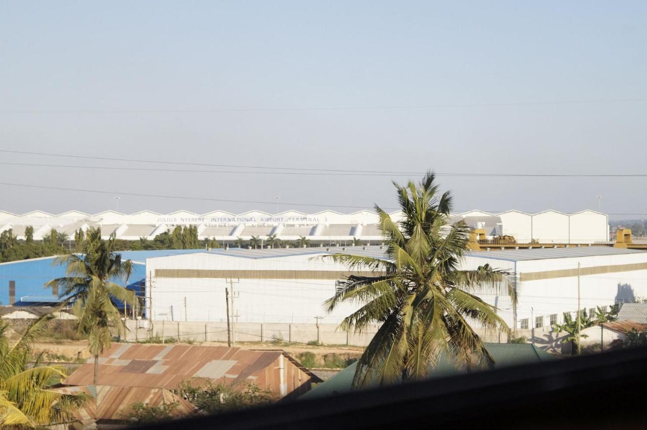 Hotreef Airport Hotel Dar-es-Salaam Eksteriør bilde